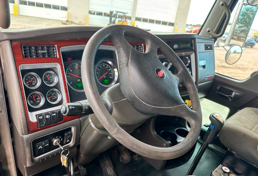 2007 Kenworth T800 Dump Truck