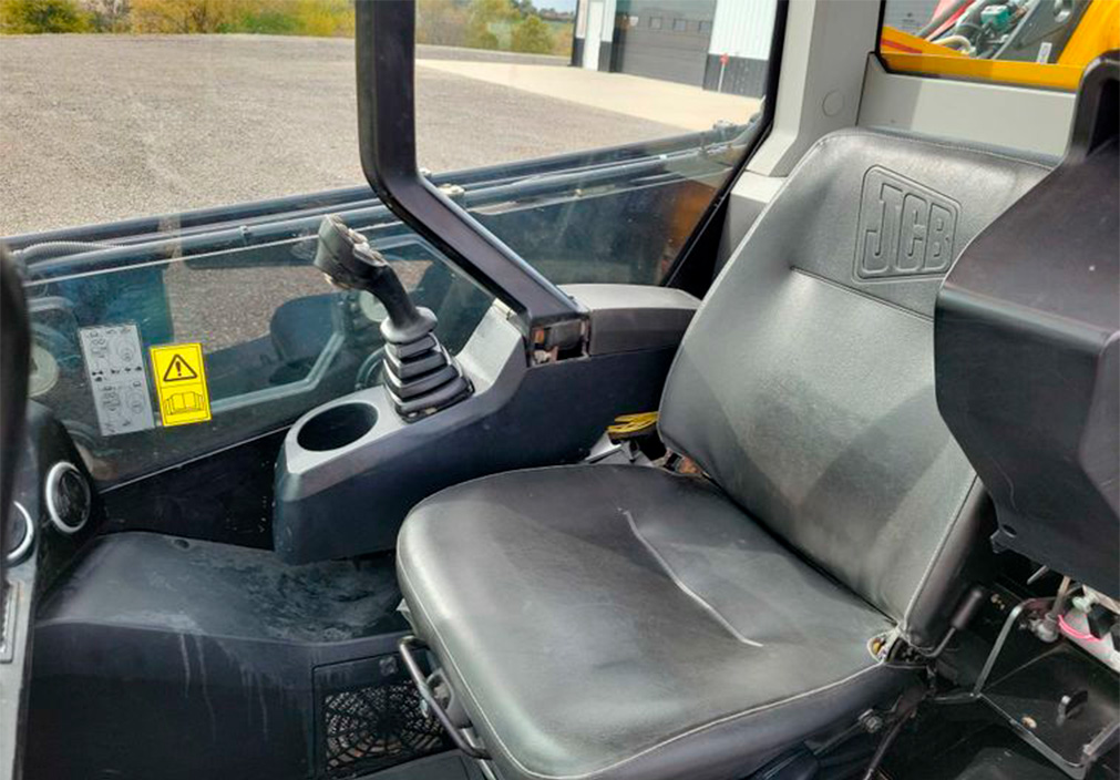 2020 JCB 3TS-8T Teleskid