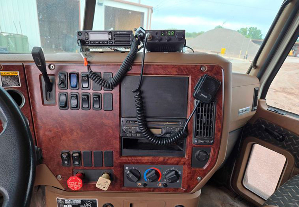 2009 Mack Granite Dump Truck