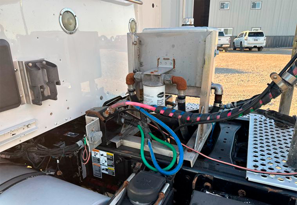 2016 Kenworth T680 Semi Truck