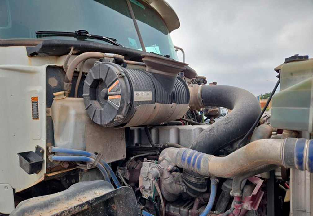 2009 Mack Granite Dump Truck