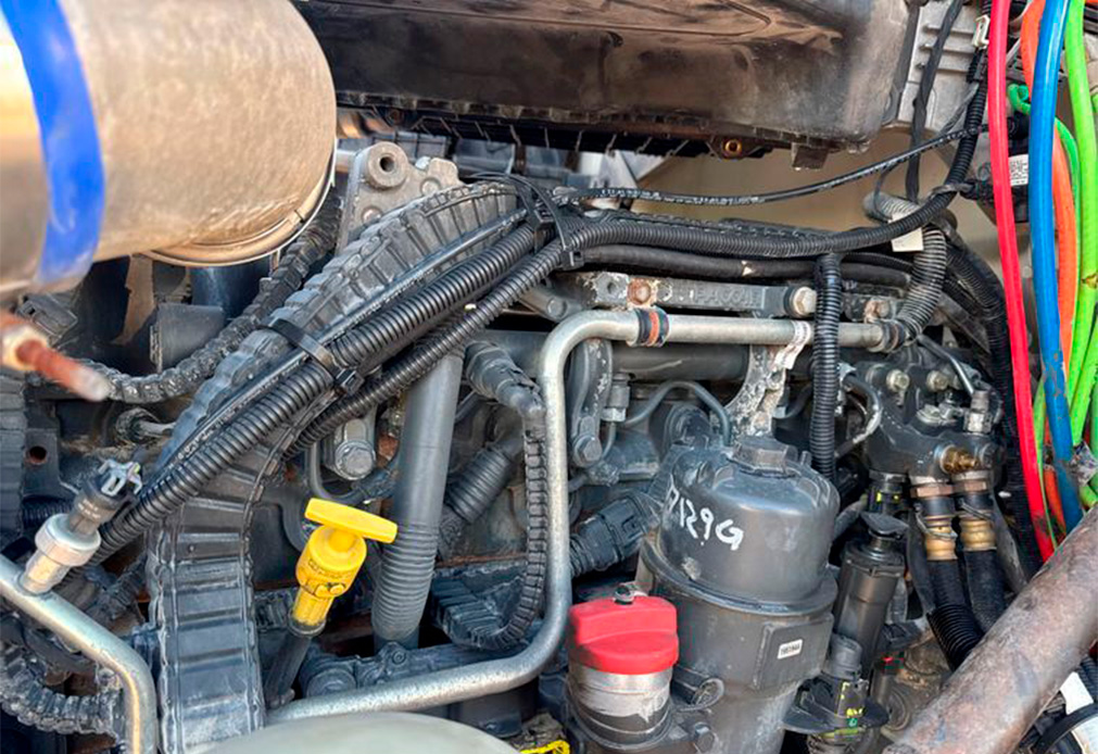 2016 Kenworth T680 Semi Truck