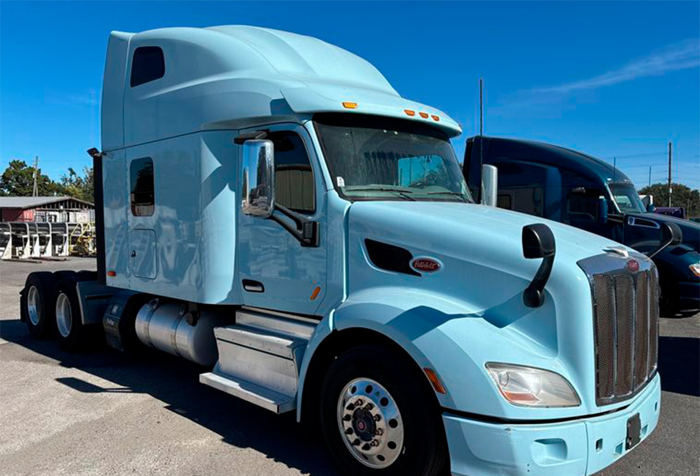 2019 Peterbilt 579 Semi Truck