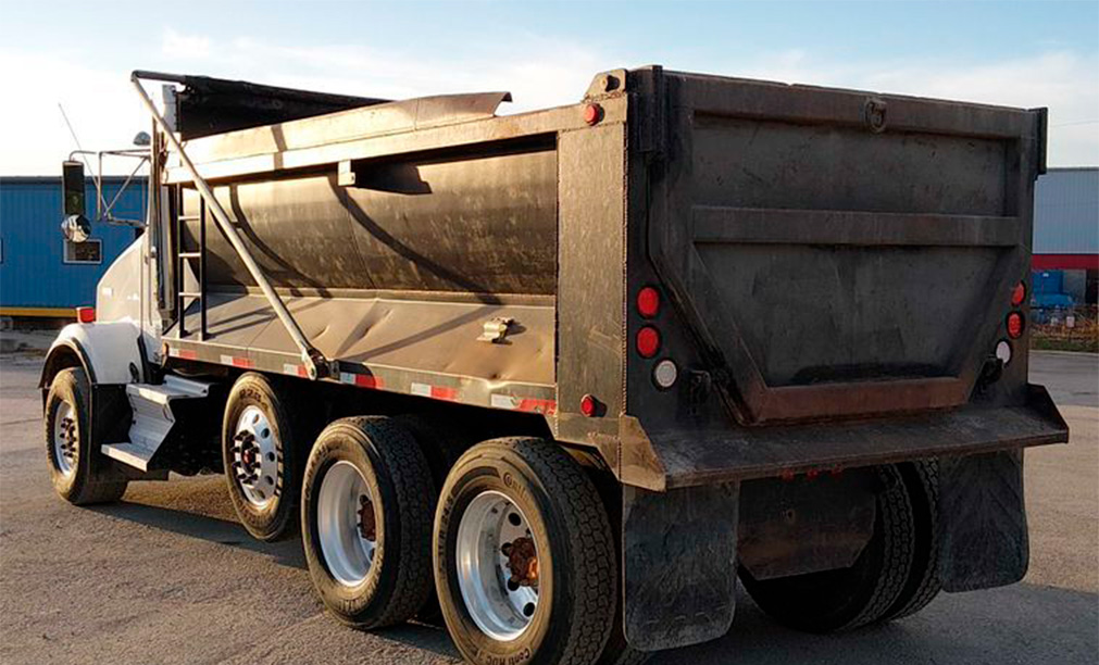 2006 Kenworth T800 Dump Truck