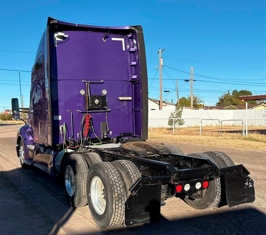 2019 Kenworth T680 Semi Truck