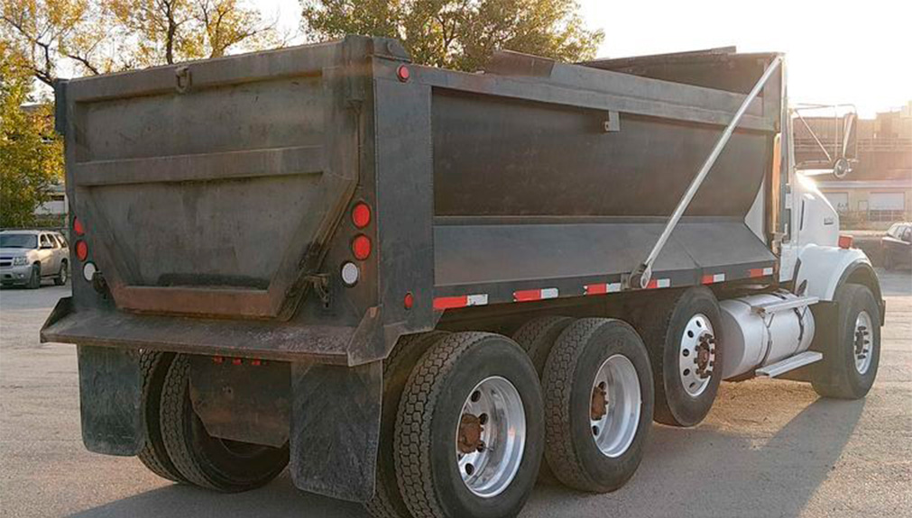 2006 Kenworth T800 Dump Truck