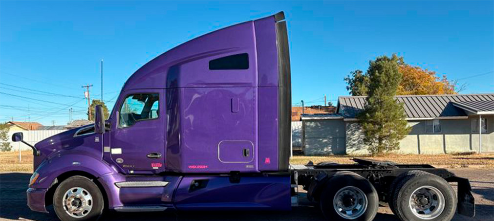 2019 Kenworth T680 Semi Truck