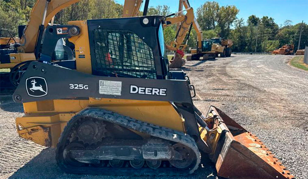 2021 John Deere 325G Skid Steer Loader
