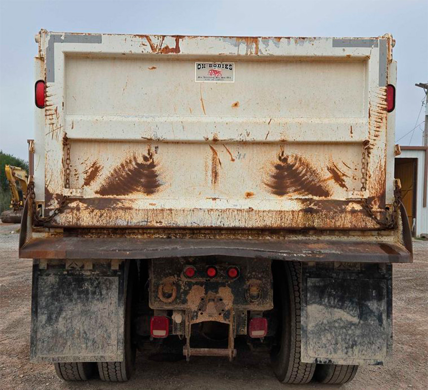 2009 Mack Granite Dump Truck