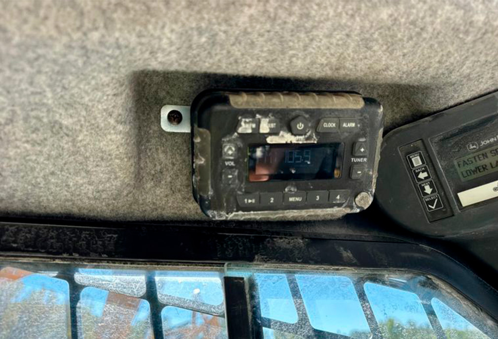 2021 John Deere 325G Skid Steer Loader