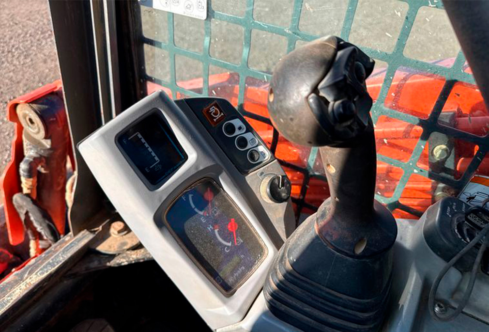 2020 Kubota SVL95-2S Skid Steer Loader