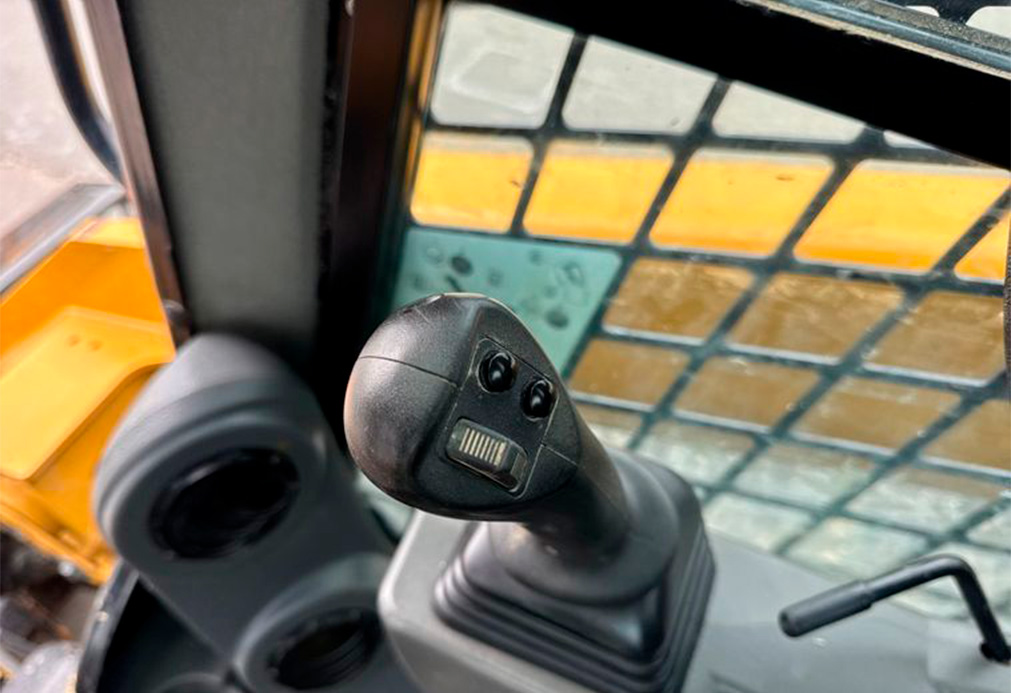 2021 Caterpillar 299D3 Skid Steer Loader