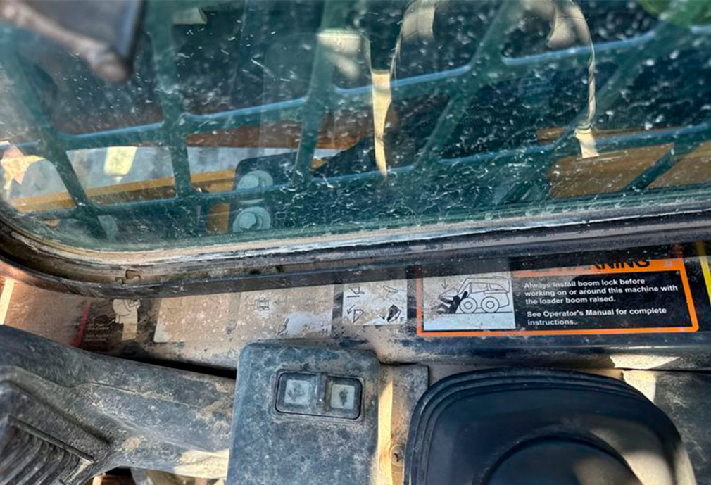 2021 John Deere 325G Skid Steer Loader