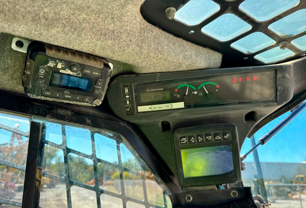 2021 John Deere 325G Skid Steer Loader