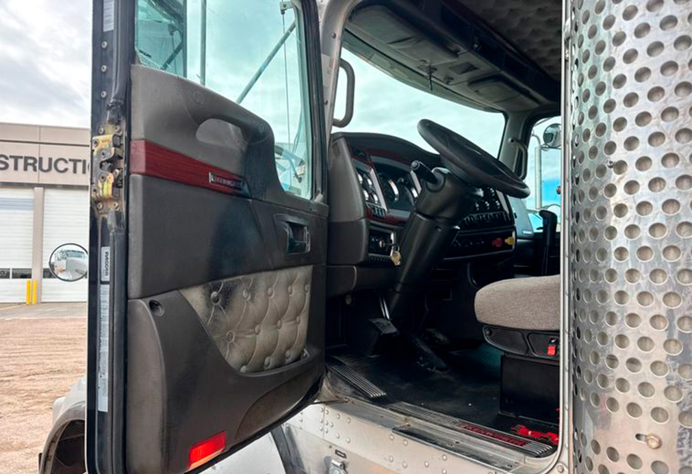 2007 Kenworth T800 Dump Truck