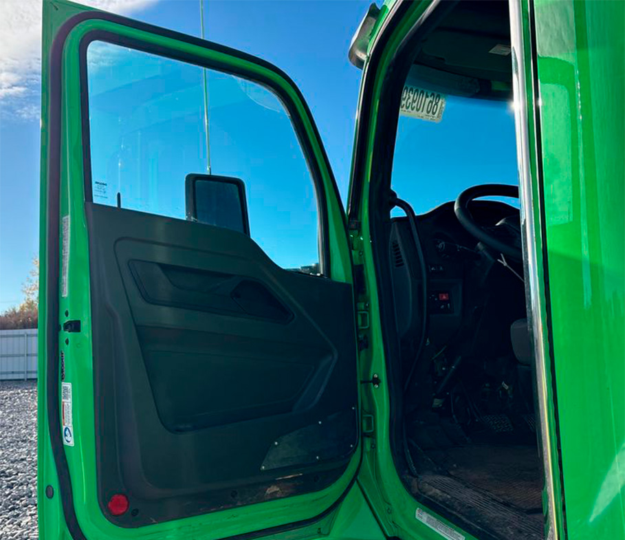 2025 Kenworth T480 Dump Truck