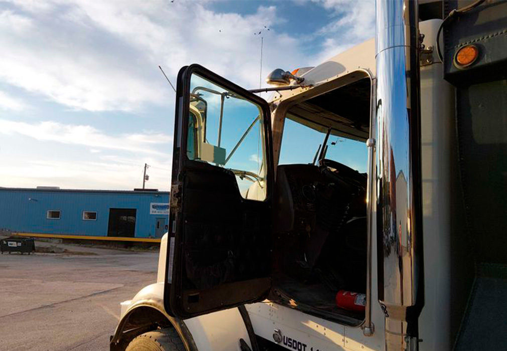2006 Kenworth T800 Dump Truck