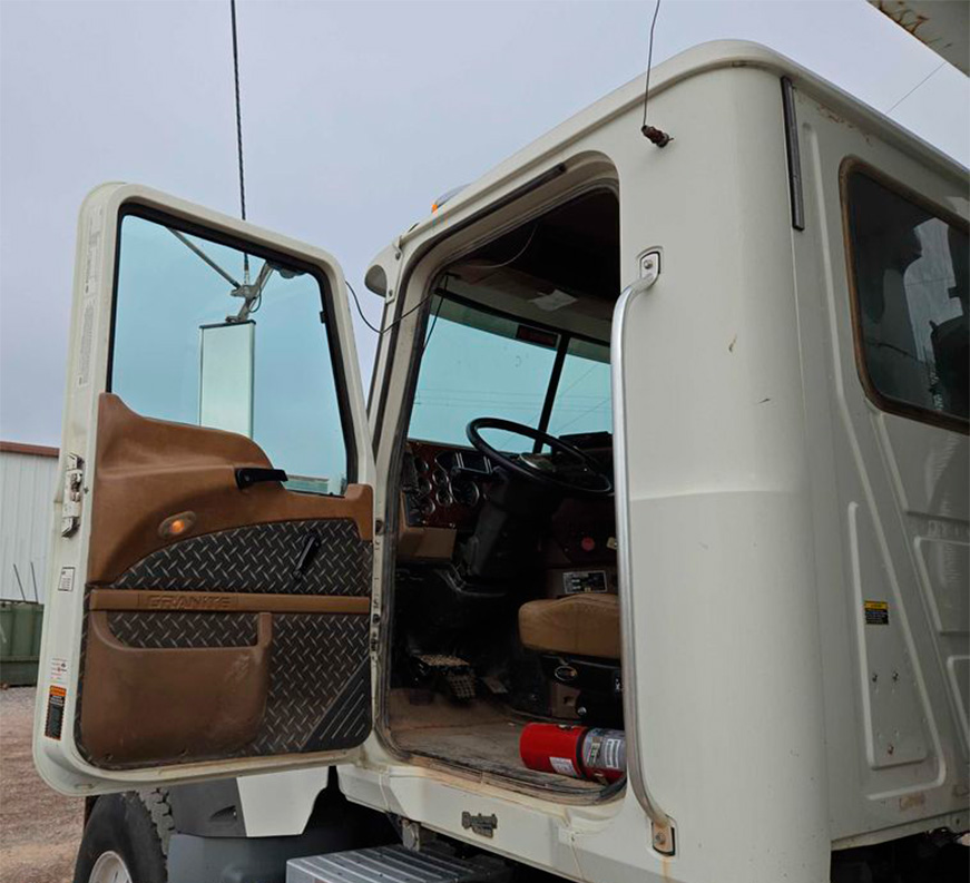 2009 Mack Granite Dump Truck