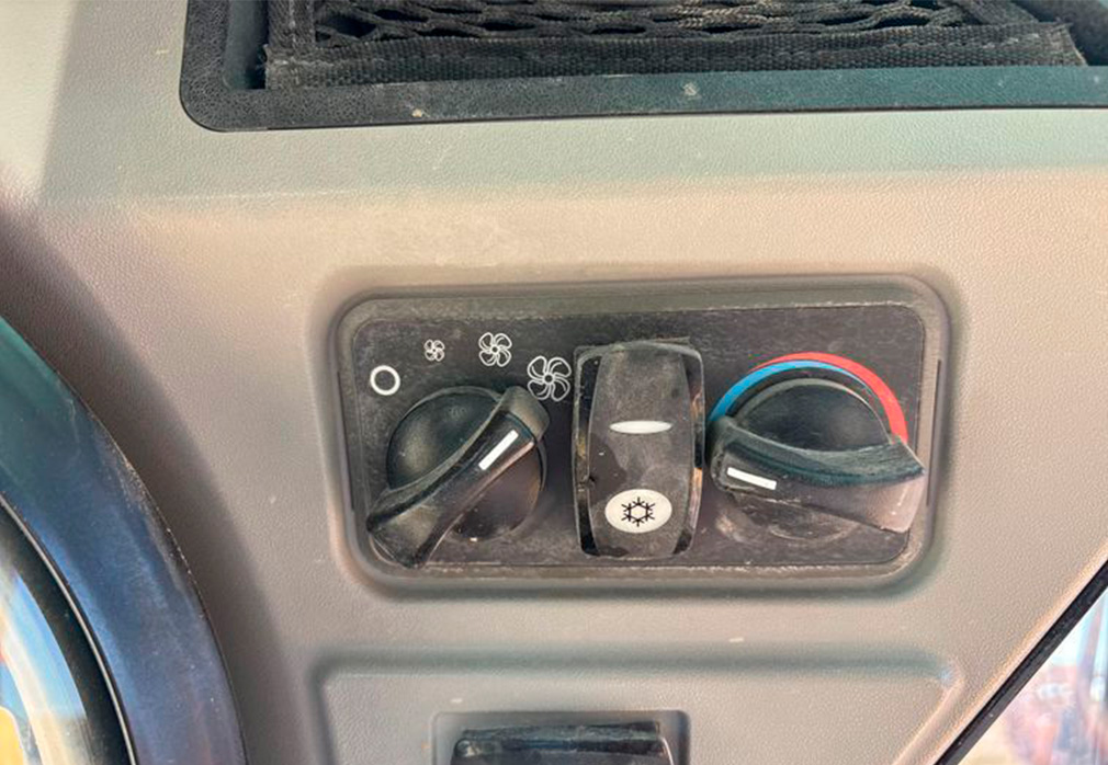 2017 Caterpillar 299D2 XHP Skid Steer Loader