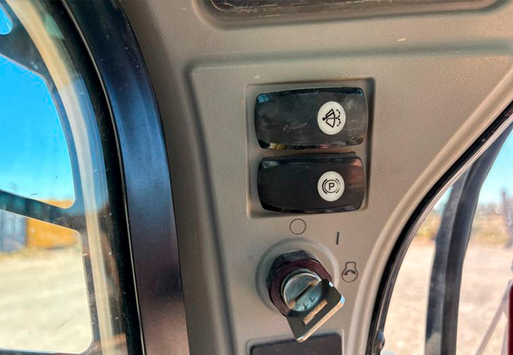 2017 Caterpillar 299D2 XHP Skid Steer Loader