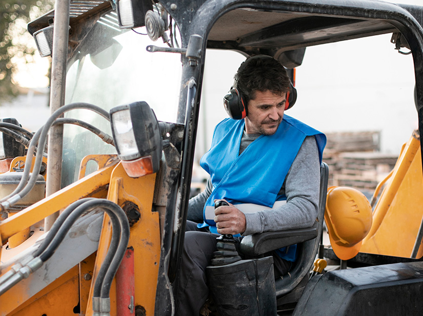 Equipment at Crossland Heavy Contractors